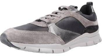 Módne tenisky Geox  D SUKIE