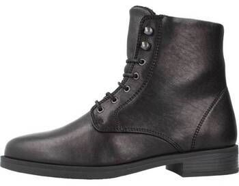 Čižmy Clarks  MEMI LACE