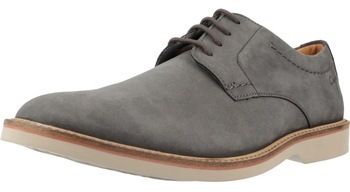 Derbie Clarks  ATTICUS LTLACE