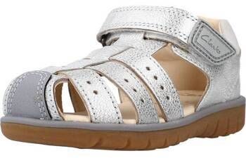 Sandále Clarks  ROAM BAY T