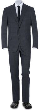 Obleky Corneliani  -