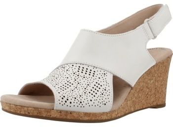 Sandále Clarks  LAFLEY JOY