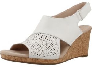 Sandále Clarks  LAFLEY JOY