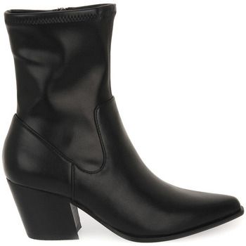 Nízke čižmy Steve Madden  HEAD ON BLK