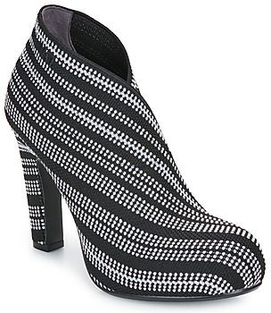 Čižmičky United nude  FOLD HI