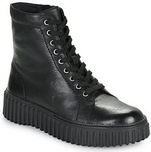 Polokozačky Clarks  Clarkridge Hi