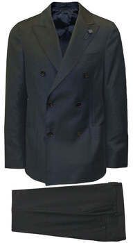 Obleky Lardini  -