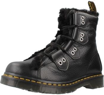 Čižmy Dr. Martens  WANAMA