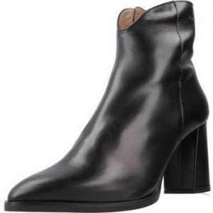 Čižmy Wonders  M5403