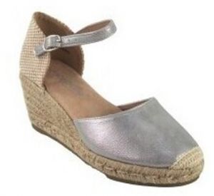 Univerzálna športová obuv Amarpies  Zapato señora  26484 acx plata