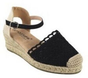 Univerzálna športová obuv Amarpies  Zapato señora  26482 acx negro
