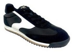 Univerzálna športová obuv MTNG  Zapato señora MUSTANG 60858 negro