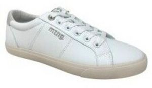 Univerzálna športová obuv MTNG  Zapato caballero MUSTANG 84732 blanco