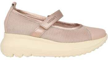 Slip-on Wonders  Isaura