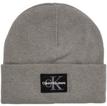 Čiapky Calvin Klein Jeans  MONO LOGO PATCH BEANIE WARM K50K512455