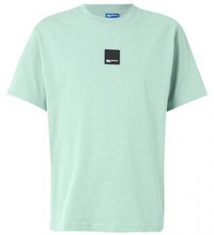 Tričká s krátkym rukávom Karl Lagerfeld  A1M17011 REGULAR CURVED HEM