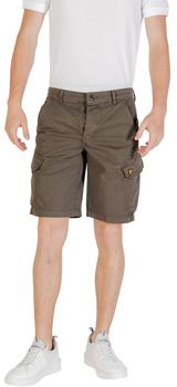 Šortky/Bermudy Lyle & Scott  Wembley Cargo Short SH1816ITA
