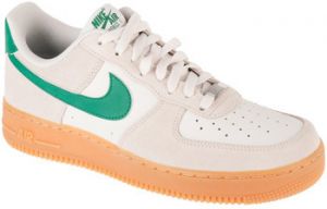 Nízke tenisky Nike  Air Force 1 07 LV8