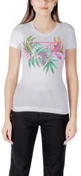 Tričká s krátkym rukávom Guess  CN SS LEAF TRIANGLE W5GI07 J1314