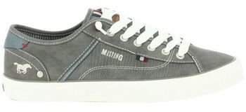 Derbie Mustang  -