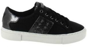 Derbie Guess  -