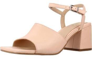 Sandále Clarks  SHEER65 BLOCK