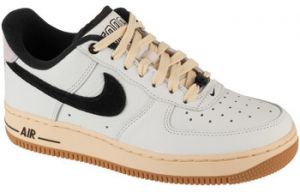 Nízke tenisky Nike  Wmns Air Force 1 07
