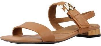 Sandále Tommy Hilfiger  HARDWARE FLAT SANDAL