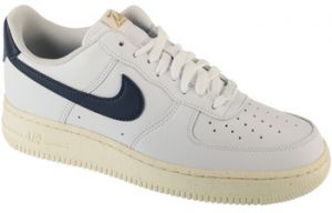 Nízke tenisky Nike  Air Force 1 07