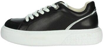 Členkové tenisky Pinko  SS0001 P014