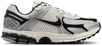 Módne tenisky Nike  Zoom Vomero 5 Photon Dust Black (Women's)