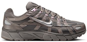Módne tenisky Nike  P-6000 Cave Stone Medium Ash Flat Pewter Metallic Silver