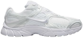 Módne tenisky Nike  V5 RNR White Black Metallic Silver