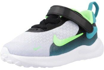 Nízke tenisky Nike  REVOLUTION 7