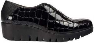 Slip-on Wonders  Fly 40