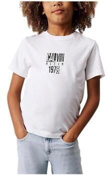 Tričká s krátkym rukávom Calvin Klein Jeans  IB0IB02456YAF
