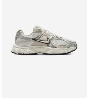 Nízke tenisky Nike  V5 RNR Sail Light Orewood Brown (Women's)