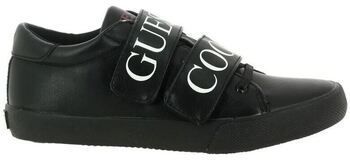 Derbie Guess  Baskets