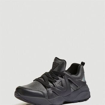 Derbie Guess  Baskets