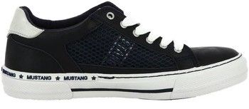 Derbie Mustang  Baskets