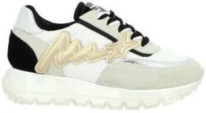 Derbie Meline  Baskets