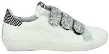 Derbie Meline  Baskets