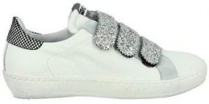 Derbie Meline  Baskets