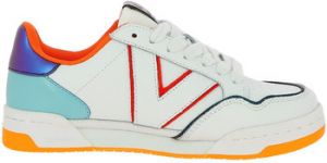 Derbie Victoria  Baskets
