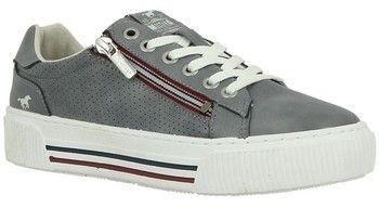 Derbie Mustang  Baskets