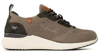 Derbie Mustang  Baskets 4132310