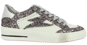 Derbie Semerdjian  Baskets NOUBAR