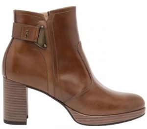 Čižmičky NeroGiardini  Bottines I411220D