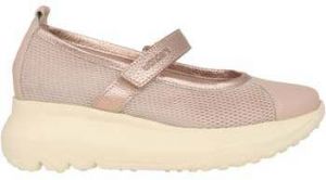 Slip-on Wonders  Isaura