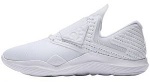 Nízke tenisky Nike  Jordan Relentless